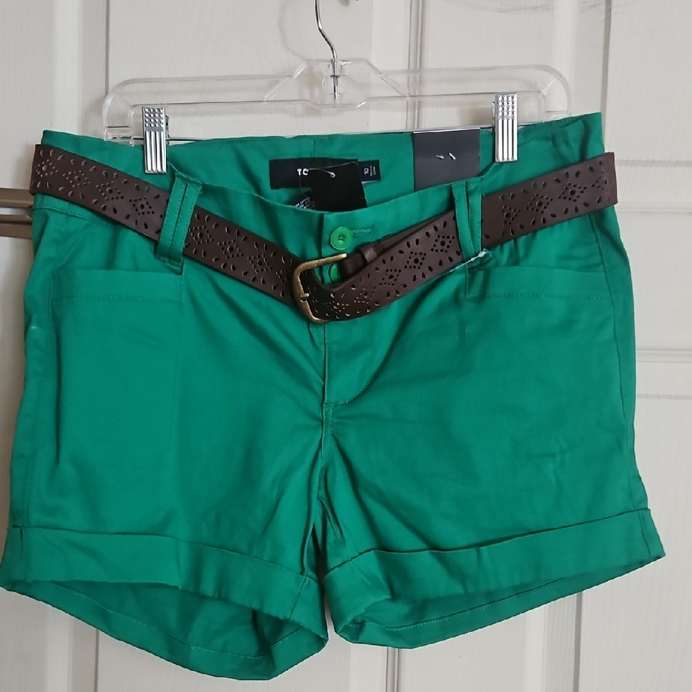 TORRID BELTED SATEEN SHORT: GREEN: NEW WITH TAGS: SIZE 10